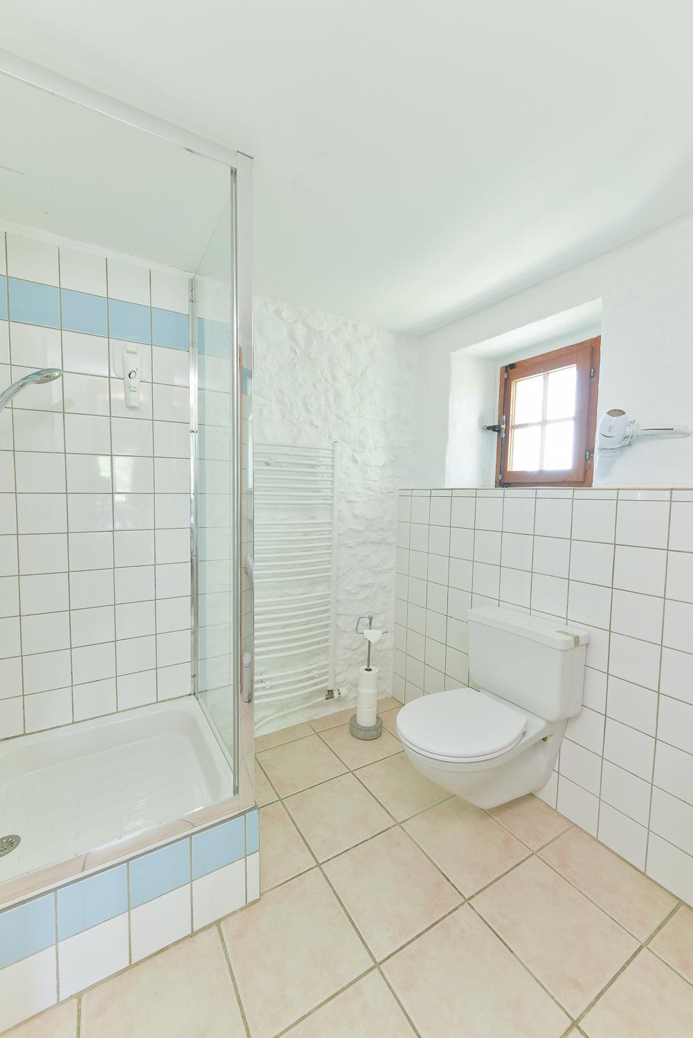 Auberge La Plaine Chabrillan Room photo