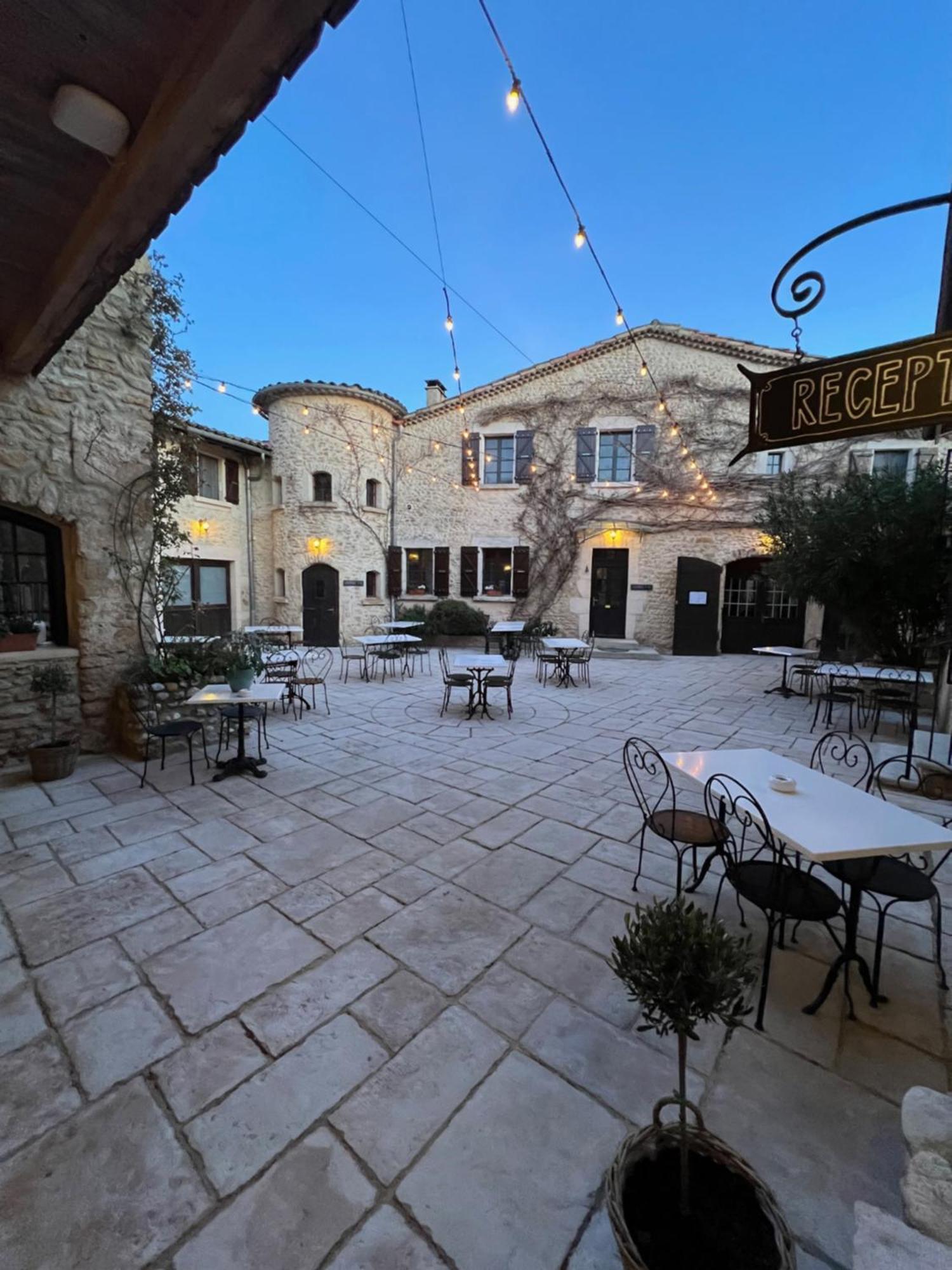 Auberge La Plaine Chabrillan Exterior photo